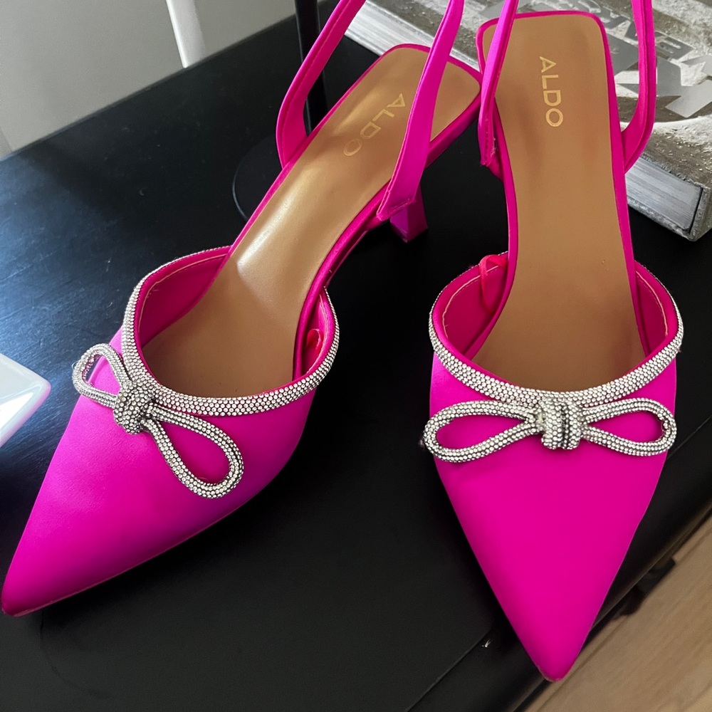 Aldo Pink Pointed-Toe Heels with Bow